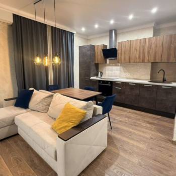 Сдается 1-комнатная квартира, 40 м²