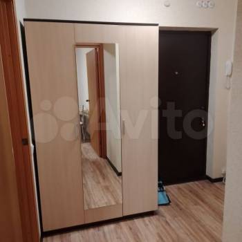 Сдается 1-комнатная квартира, 38 м²