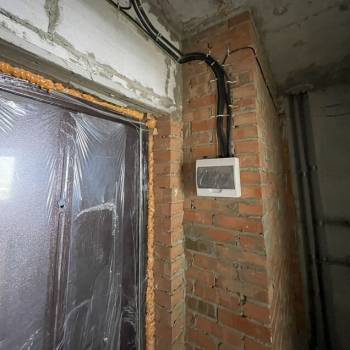 Продается 1-комнатная квартира, 37,5 м²