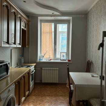 Сдается 1-комнатная квартира, 43 м²
