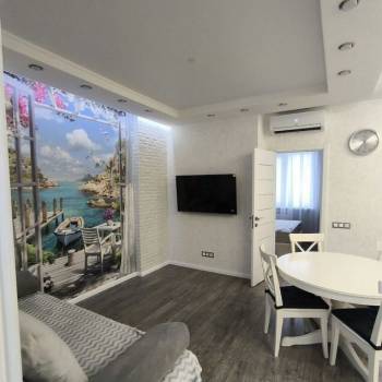 Продается 1-комнатная квартира, 40,4 м²