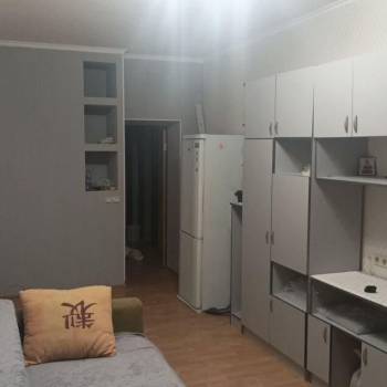 Продается 1-комнатная квартира, 50 м²