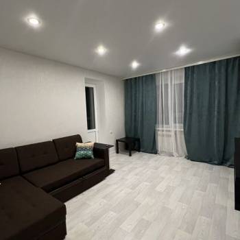 Сдается 2-х комнатная квартира, 65 м²