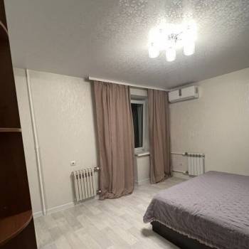 Сдается 2-х комнатная квартира, 65 м²