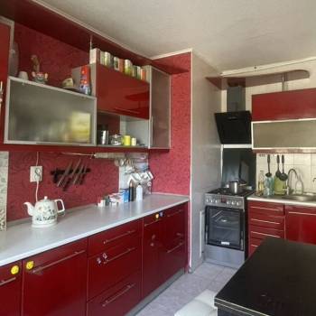 Продается 3-х комнатная квартира, 63 м²