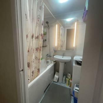 Продается 3-х комнатная квартира, 63 м²