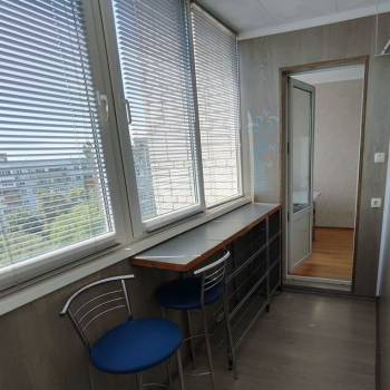 Продается 1-комнатная квартира, 50,8 м²