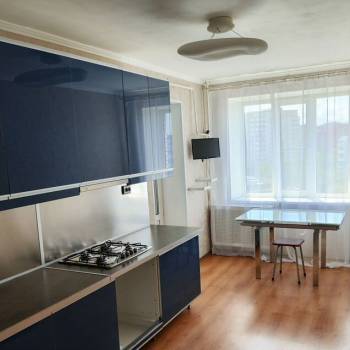 Продается 1-комнатная квартира, 50,8 м²