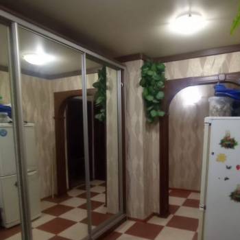 Продается 1-комнатная квартира, 49 м²