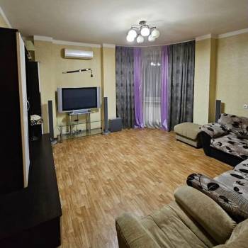 Сдается Многокомнатная квартира, 79,6 м²