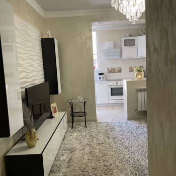 Продается 1-комнатная квартира, 49,8 м²