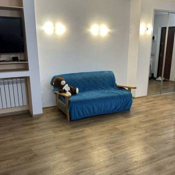 Сдается 1-комнатная квартира, 40 м²