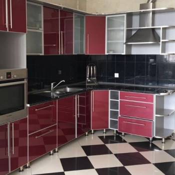 Продается 1-комнатная квартира, 58 м²
