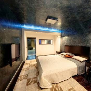 Сдается 2-х комнатная квартира, 92 м²