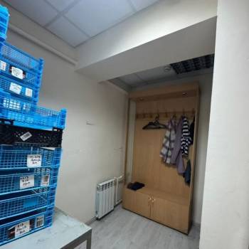 Продается Нежилое помещение, 161 м²
