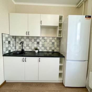 Сдается 1-комнатная квартира, 38 м²