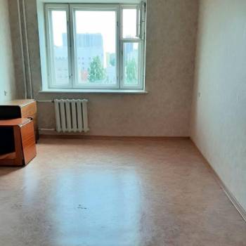 Продается 1-комнатная квартира, 42 м²