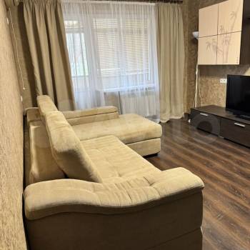 Сдается 1-комнатная квартира, 40 м²