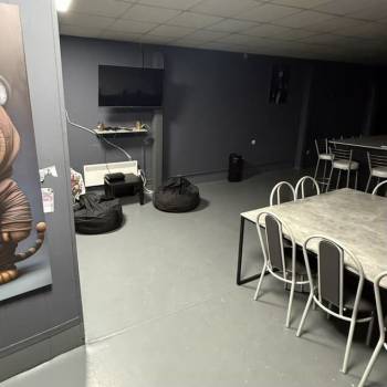 Сдается Нежилое помещение, 182,2 м²