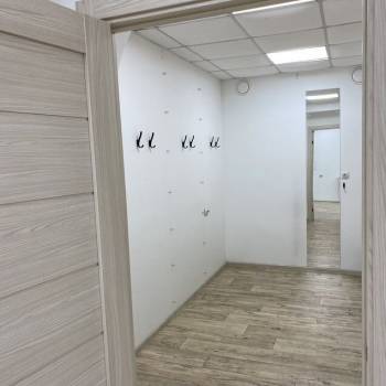 Сдается Нежилое помещение, 42 м²