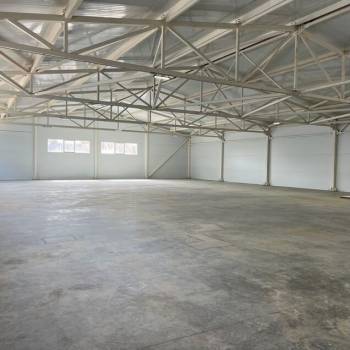 Сдается Нежилое помещение, 750 м²