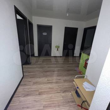 Сдается Многокомнатная квартира, 75 м²