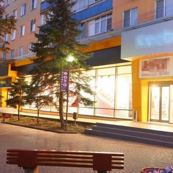 Сдается Нежилое помещение, 220 м²