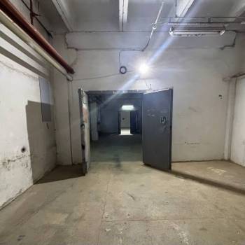 Сдается Нежилое помещение, 316 м²