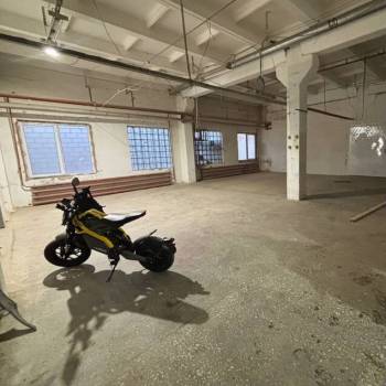 Сдается Нежилое помещение, 316 м²