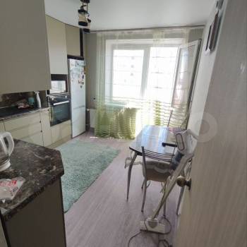 Сдается 1-комнатная квартира, 37,5 м²