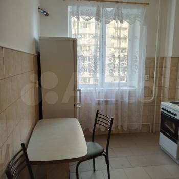 Сдается 1-комнатная квартира, 47 м²