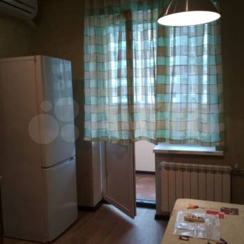 Сдается 1-комнатная квартира, 49 м²