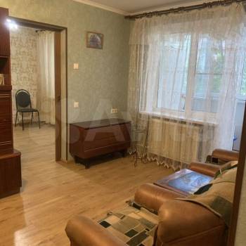 Сдается Многокомнатная квартира, 60 м²