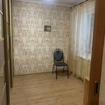 Сдается Многокомнатная квартира, 60 м²