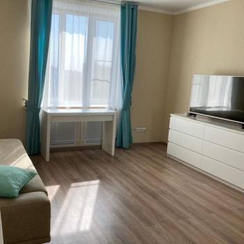 Продается 1-комнатная квартира, 39 м²