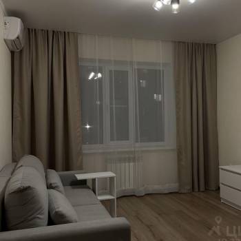Сдается 1-комнатная квартира, 41 м²