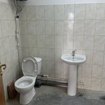 Сдается Нежилое помещение, 370 м²