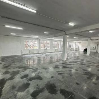 Сдается Нежилое помещение, 370 м²