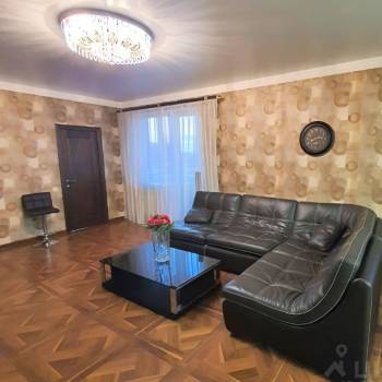 Сдается Многокомнатная квартира, 90 м²