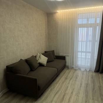 Сдается 1-комнатная квартира, 35 м²