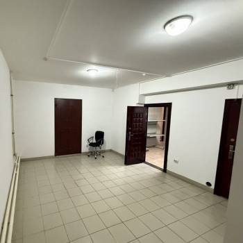 Сдается Нежилое помещение, 145 м²