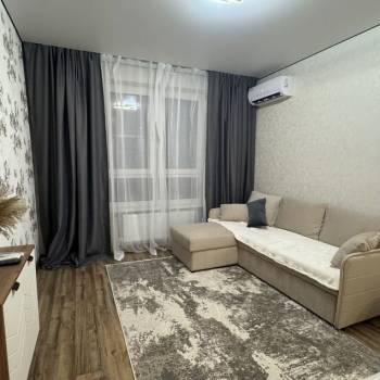 Сдается 1-комнатная квартира, 38 м²