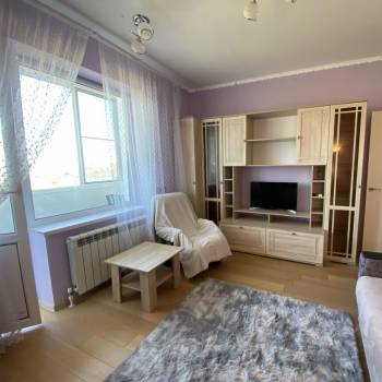 Продается 1-комнатная квартира, 32 м²