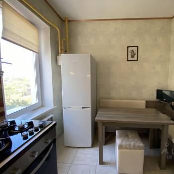 Продается 1-комнатная квартира, 32 м²