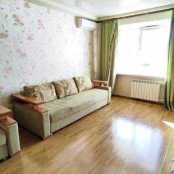 Продается 1-комнатная квартира, 55 м²