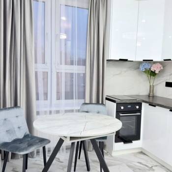 Продается 1-комнатная квартира, 36 м²