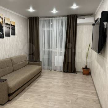 Сдается 1-комнатная квартира, 36 м²