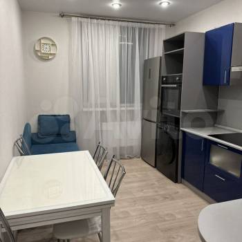 Сдается 1-комнатная квартира, 36 м²