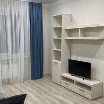 Продается 1-комнатная квартира, 40,3 м²