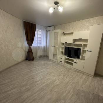 Сдается 1-комнатная квартира, 39,4 м²